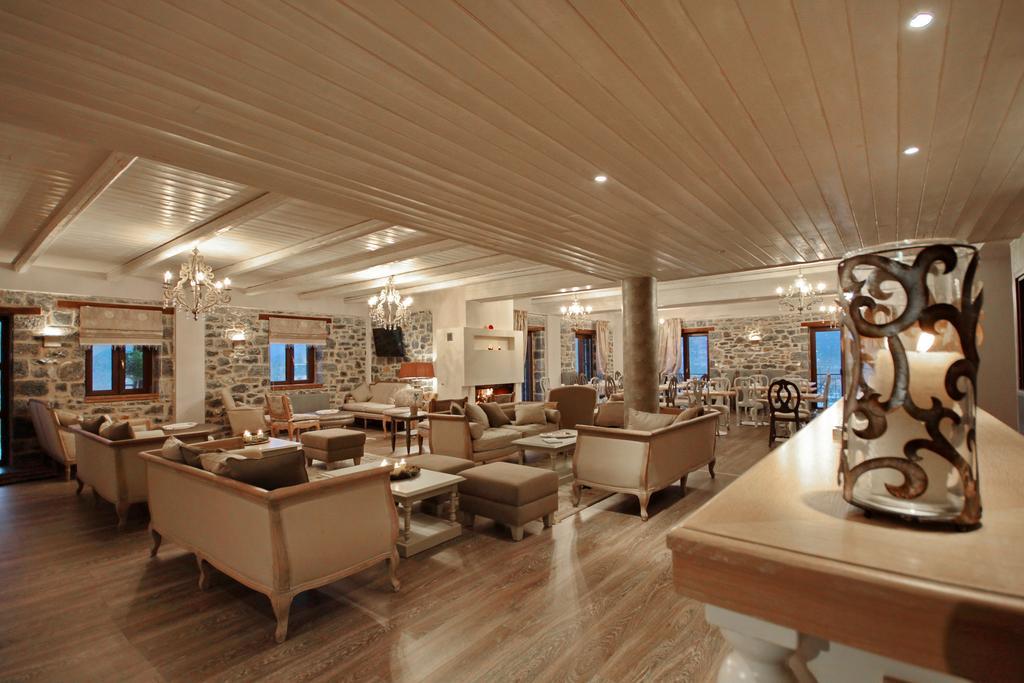 Thisoa Hotel Karkaloú Esterno foto