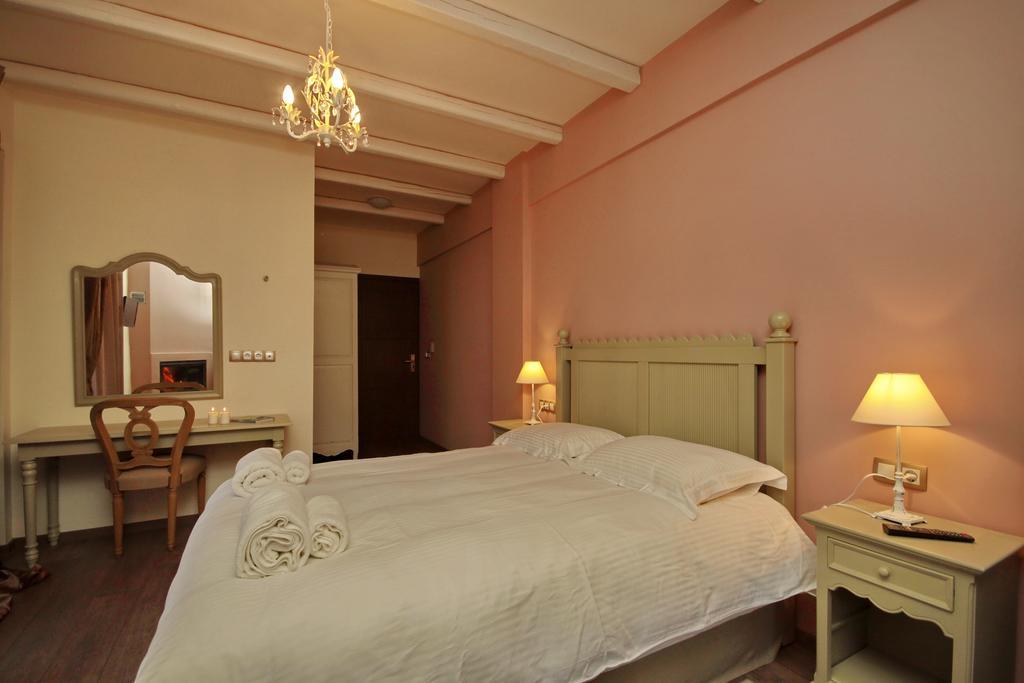 Thisoa Hotel Karkaloú Esterno foto